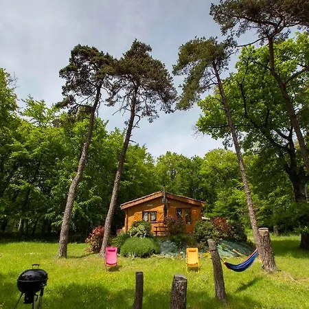 Du Bois De Vache Le Poët-Célard