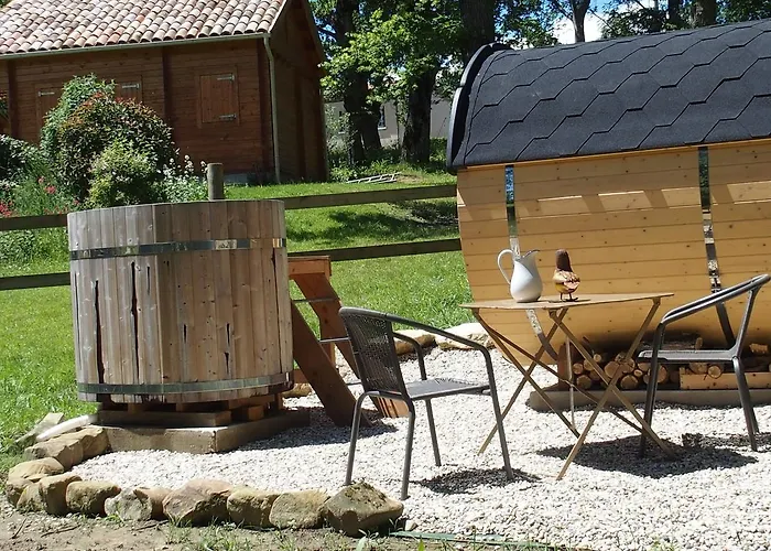 Du Bois De Vache Le Poët-Célard